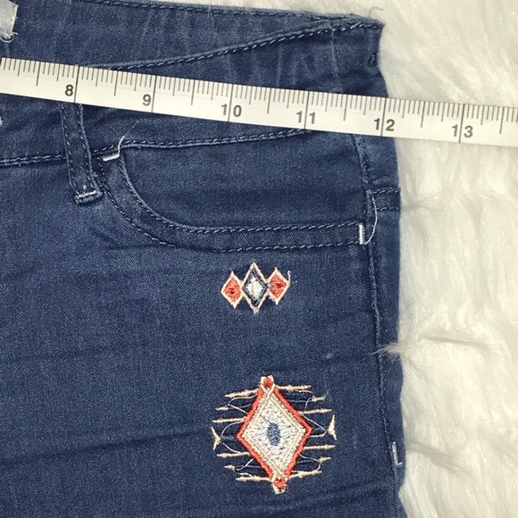 💙DKNY Girl’s Capri Denim Size 8 💙 - Picture 3 of 4